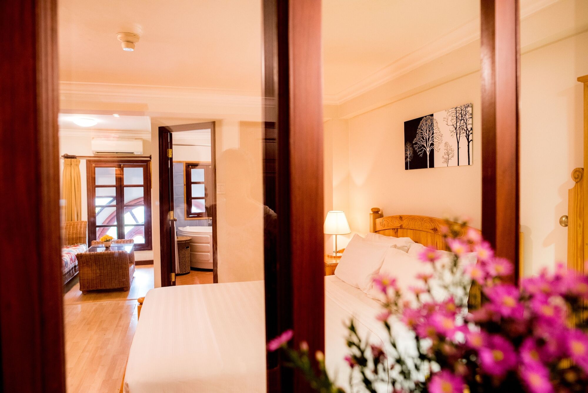 Ba Tra House Hotel โฮจิมินห์ซิตี้ ภายนอก รูปภาพ